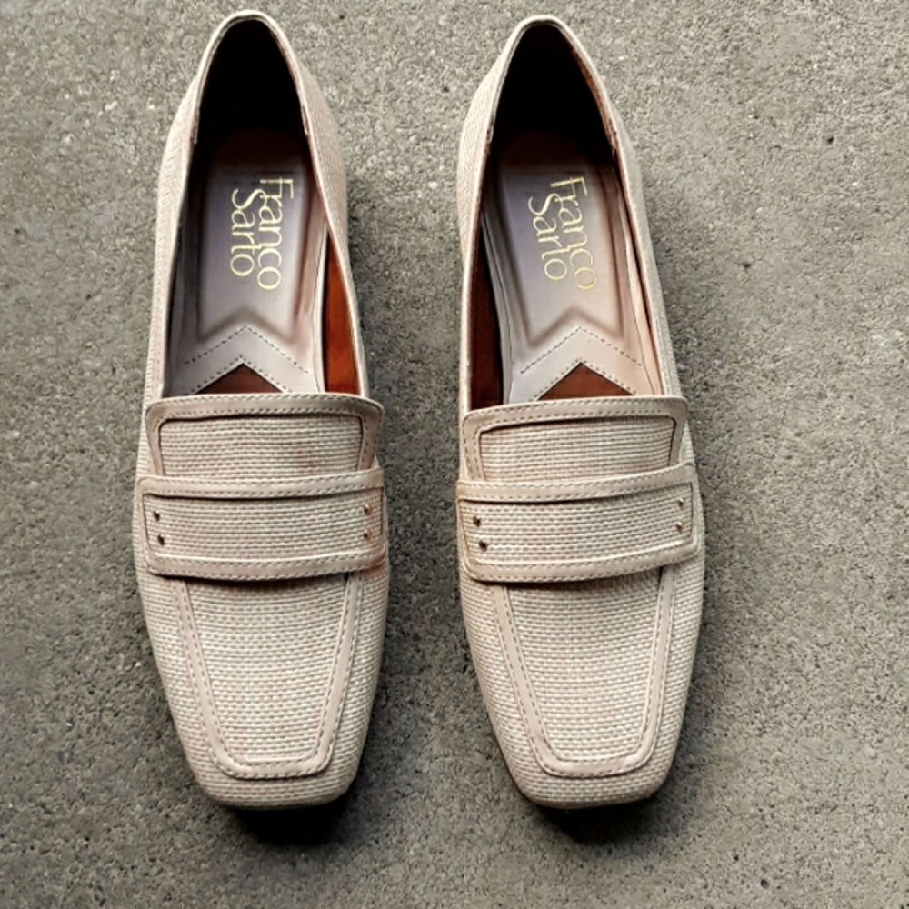 Franco Sarto  Ashter Square Toe Loafer Size 6